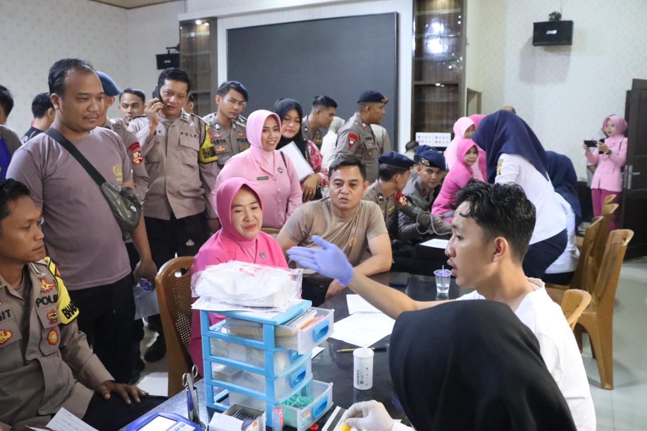 Hari Bhayangkara ke-78, Polres Lampung Utara Gelar Bhakti Kesehatan Donor Darah