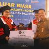 Plh .Plt . Asisten Administrasi Umum Setdakab Lampung Utara Sukatno,S.H., Mewakili Pj Bupati Hadiri Sidang Luar biasa Senat UMM Kotabumi a