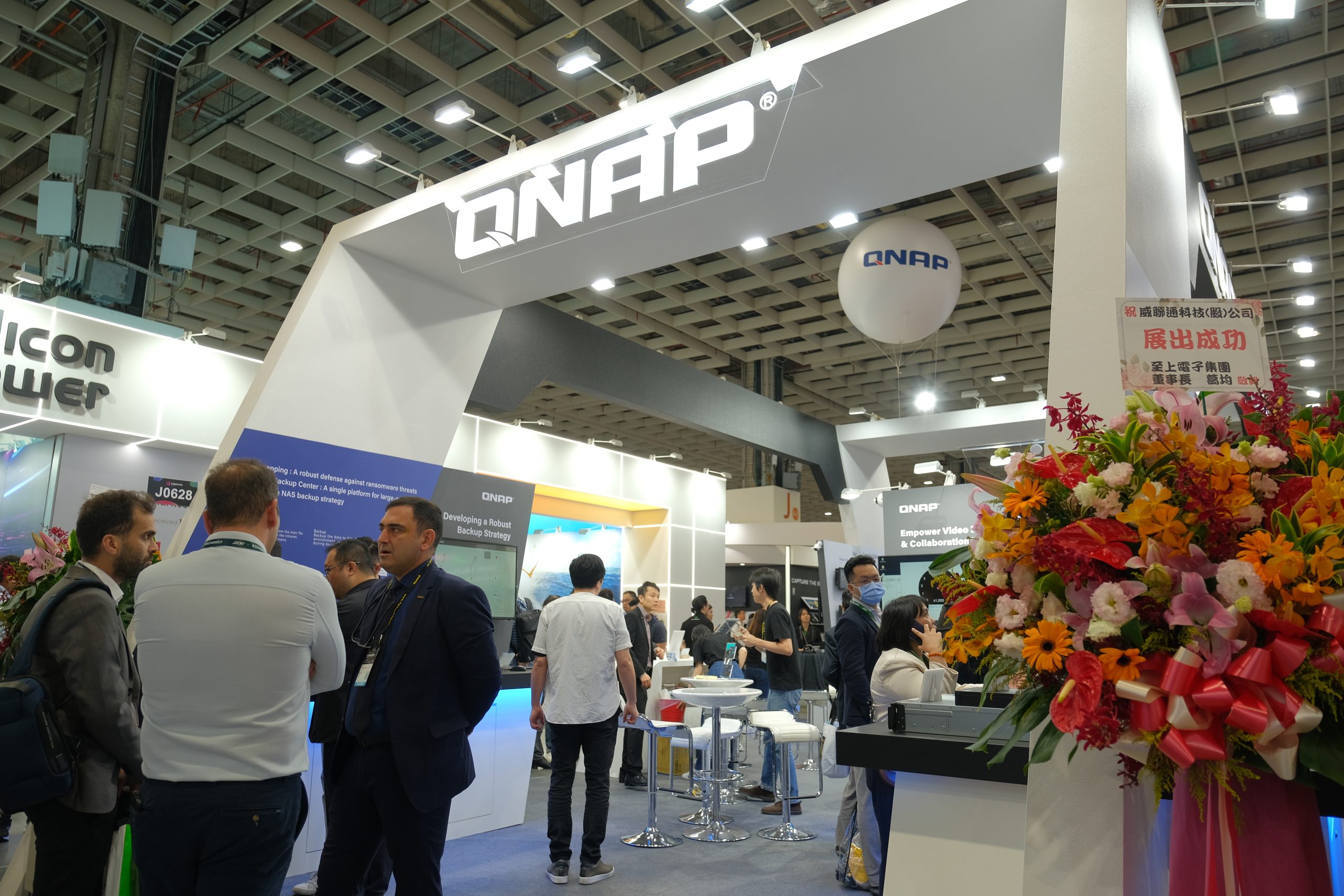 COMPUTEX 2024: QNAP Membawa Solusi Penyimpanan dan Jaringan dalam AI, Manufaktur Cerdas, High Availbility, Cloud, Pengeditan Video, dan Air Gap Backup