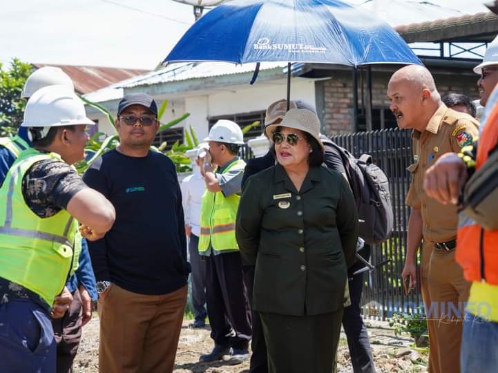 Bupati Karo Tinjau Pengerjaan Pelebaran Jalan Tigapanah