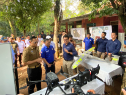 Terra Drone Indonesia Pamerkan Teknologi Drone kepada Menteri ATR/BPN dalam Program Gerakan Pemasangan Tanda Batas (GEMAPATAS) di Depok