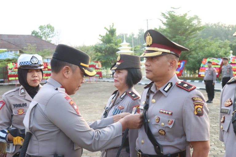 Polres PALI Menggelar Upacara Serah Terima Jabatan