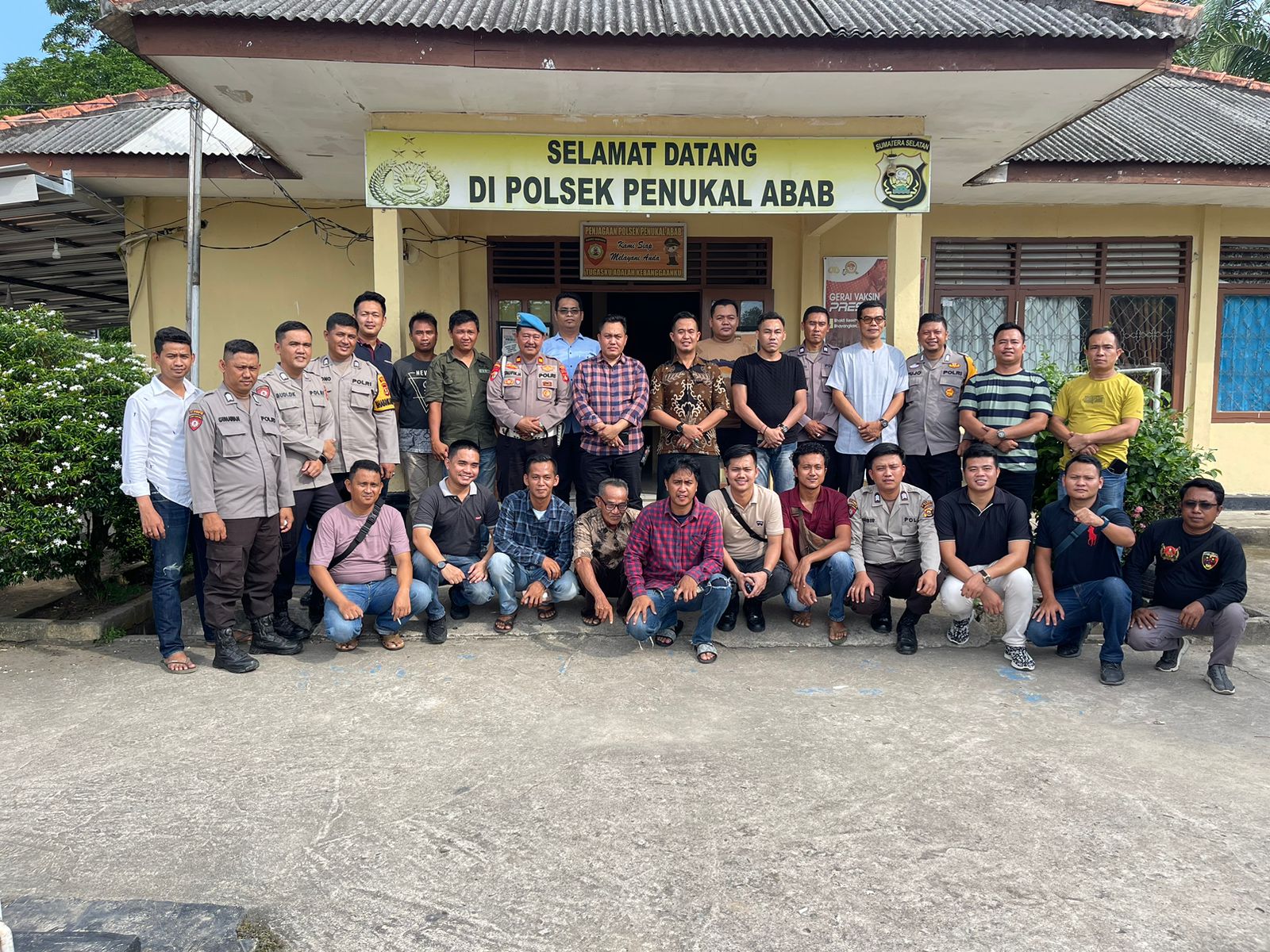 USAI SERTIJAB DI POLRES PALI,PERSONIL POLSEK PENUKAL ABAB GELAR ACARA SALAM HANTAR TUGAS IPTU ARZUAN