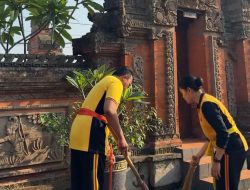 Polres Cimahi laksanakan kegiatan bersih-bersih di tempat ibadah