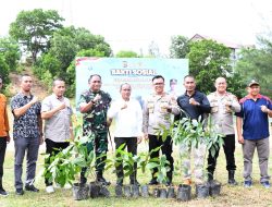 Polres Aceh Timur Gelar Bakti Sosial Di Hari Bhayangkara Ke-78 Tanam 1.000 Pohon