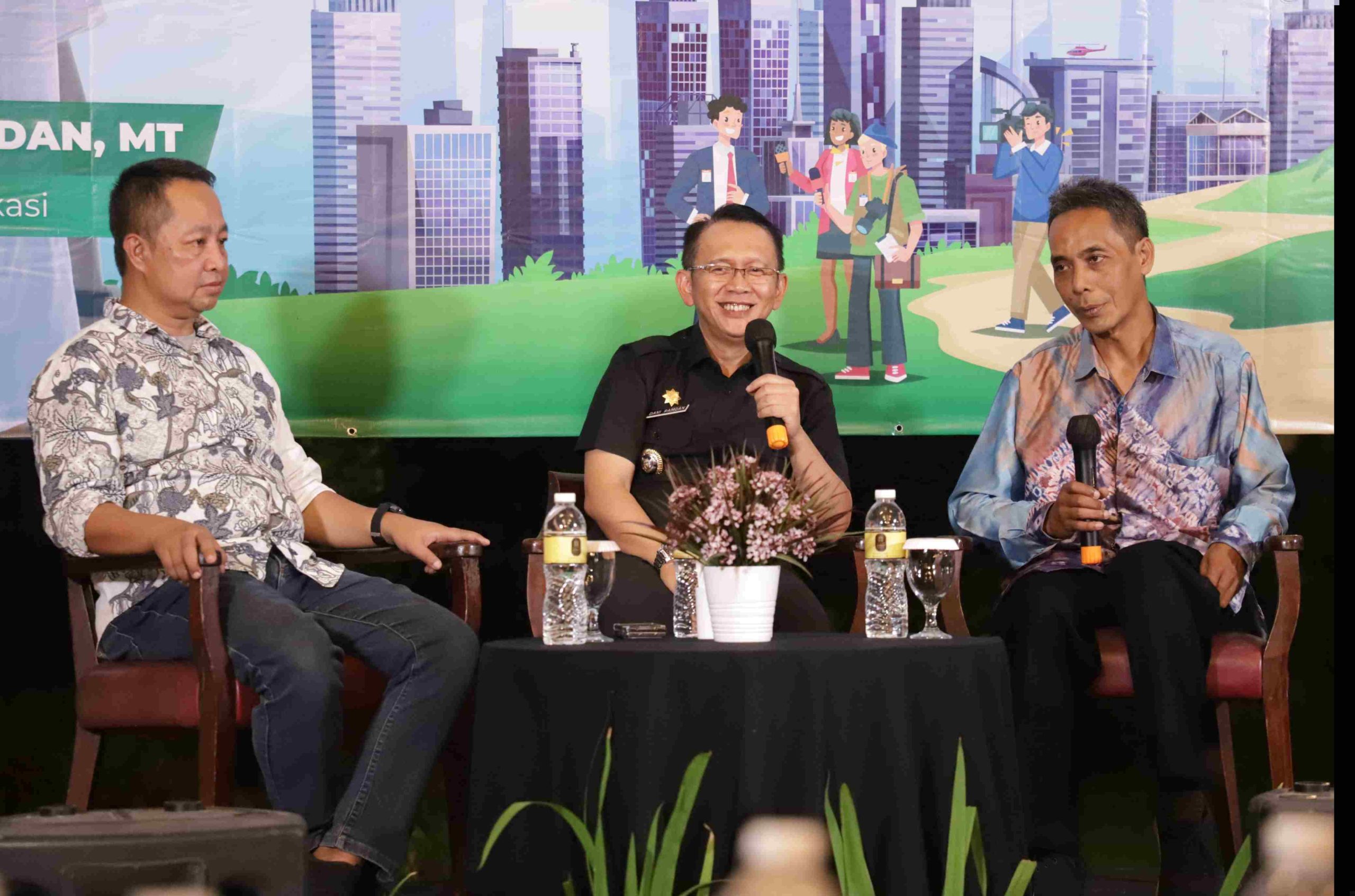Gagas City Branding Kabupaten Bekasi, Dani Ramdan Diskusi Bareng Ratusan Awak Media