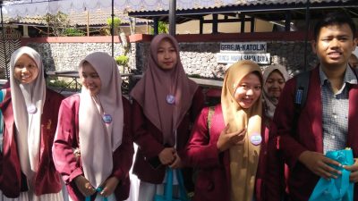 Mahasiswa IAIN Kudus Meriahkan Perjalanan Bakti Indonesia Tipitaka Chanting dan Asalha Mahapuja