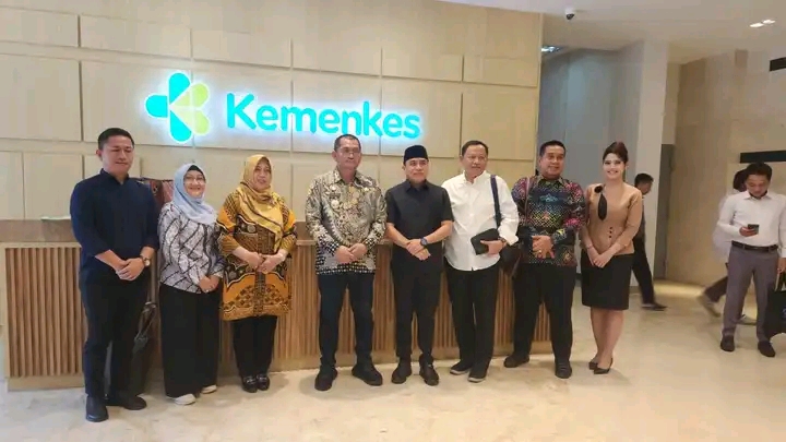 Pj. Bupati Lampung Utara Kunjungi  Kementerian PUPR,Kesehatan,  dan  Sekretariat Negara.