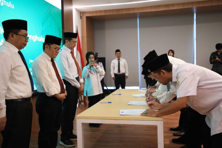 Tingkatkan Kualitas Keluarga dan Pelayanan Publik, Penghulu se-Indonesia Tandatangani Pakta Integritas