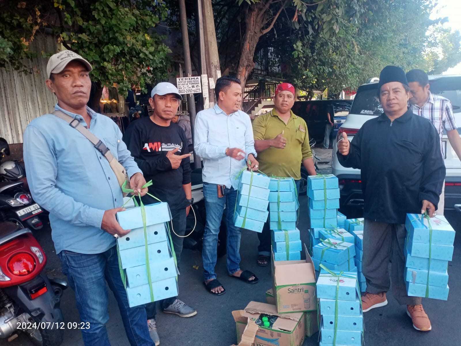 Aliansi Madura Indonesia "Lakukan Jum'at Berkah" Wujud Peduli Untuk Sesama 