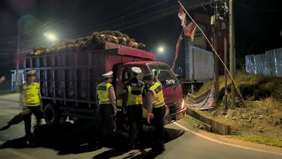 Kegiatan Rutin Yang Ditingkatkan (KRYD) Razia Terpadu Oleh Tim UKL III Polres PALI Pada Sabtu Malam