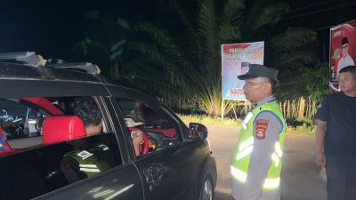 Polsek Tanah Abang Melaksanakan kegiatan SOC (Stop and Check) Atau Razia Akhir pekan di Wilayah Hukumnya