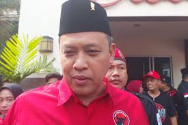 Akhirnya Tri Adhianto Terima Surat Tugas Sebagai Bakal Calon Walikota Bekasi dari PDIP