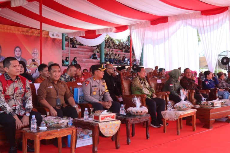 Festival Sagarurung Resmi dibuka di Lapangan Gelora Kabupaten PALI