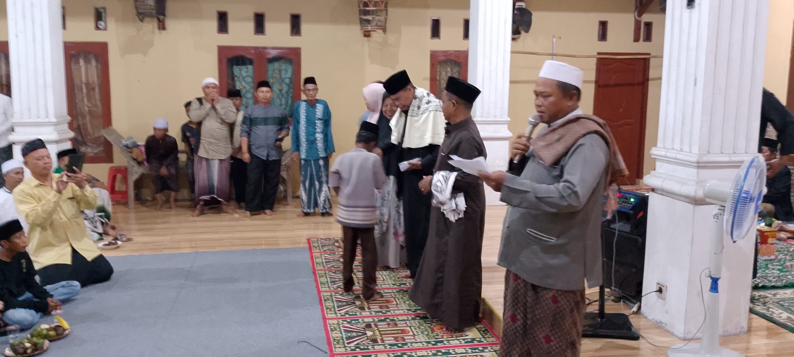 Peringatan 10 Muharram 1446 H, YP Al-Hikmah Cabang Karangbahagia Bahagiakan Anak Yatim