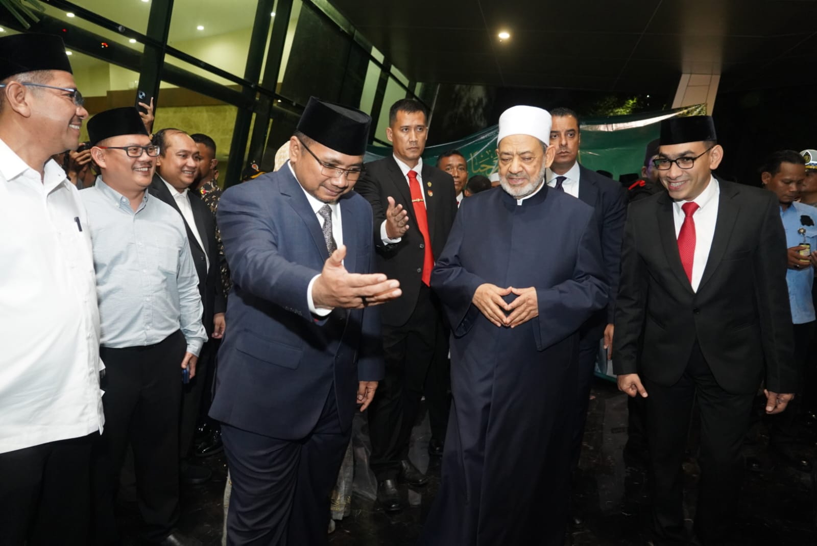 Sambut Kedatangan Grand Syekh Al Azhar, Menag: Kunjungan Penuh Makna bagi Indonesia