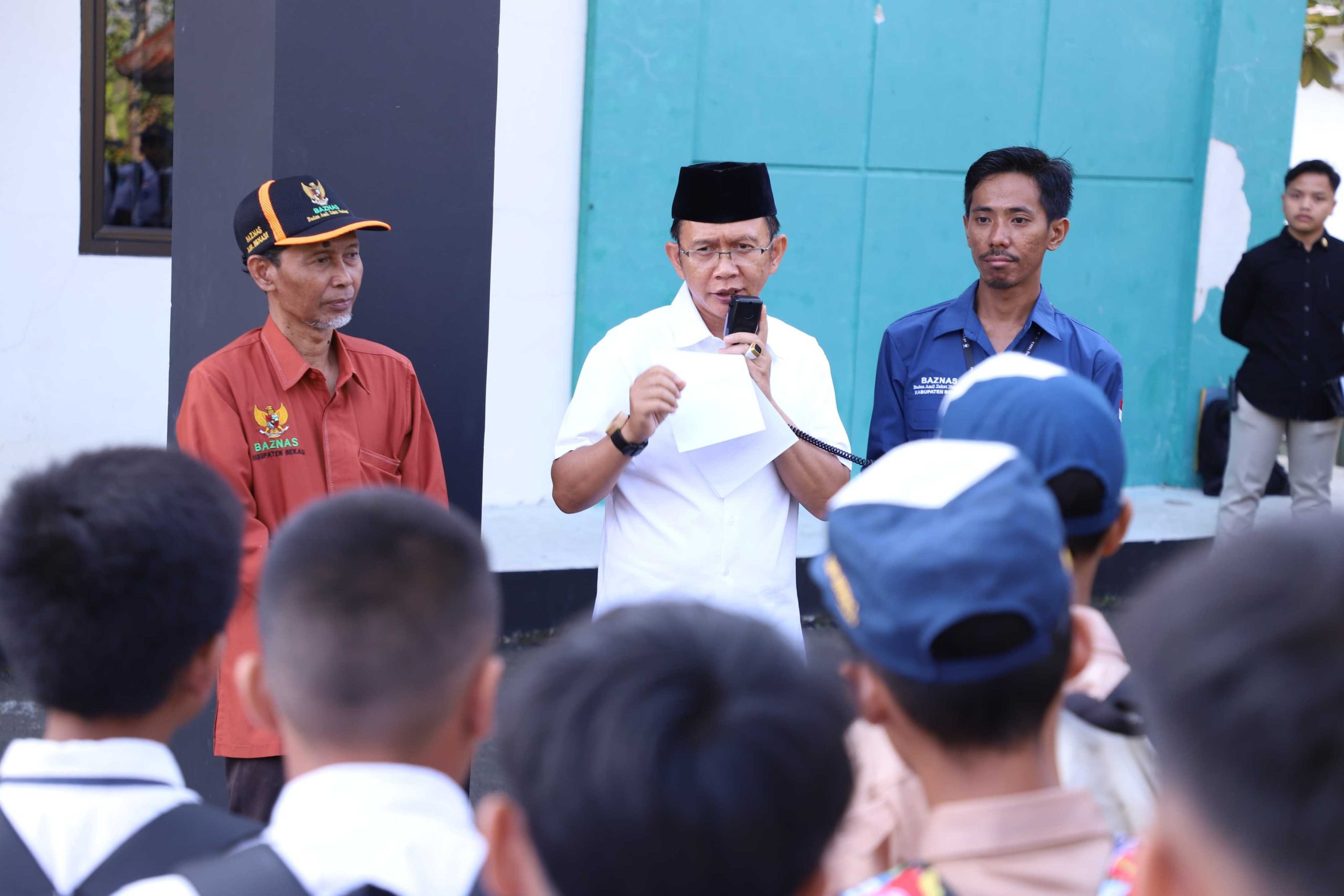 Launching Bekasi Mentari Baznas, Dani Ramdan Lepas Rombongan Anak Yatim Tamasya ke TMII