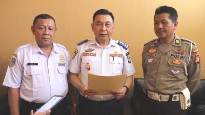 Cegah Tarif Tak Wajar, Dishub Kabupaten Bekasi akan Pasang Stiker Tarif di Angkot K-17