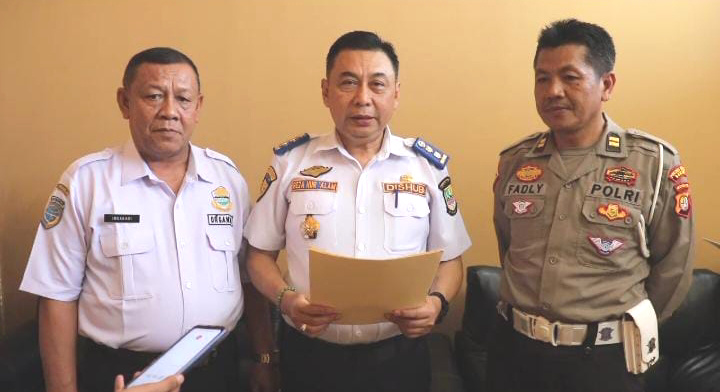 Cegah Tarif Tak Wajar, Dishub Kabupaten Bekasi akan Pasang Stiker Tarif di Angkot K-17