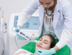 Perhatikan Hal Berikut Sebelum Lakukan Perawatan Vampire Facial, Jangan Lupa Cermati Kliniknya!