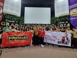 Coach Priska Sahanaya Serukan Semangat Belajar Public Speaking di SMP Makarios Bersama PRONAS dan SINOTIF