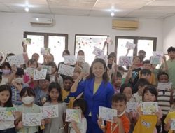 Belajar Public Speaking Bersama Speaker Ternama Indonesia Priska Sahanaya dan Agatis di SD Golden Tree School