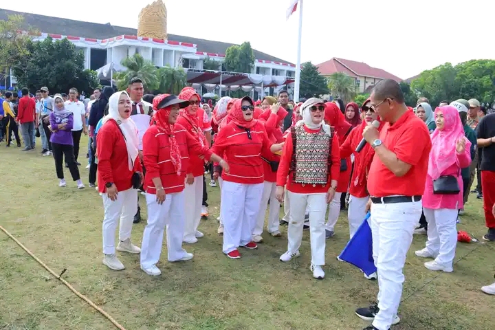 Dalam Rangka Memperingati HUT RI Ke – 79 Pemkab Lampura  Melaksanakan Berbagai Perlombaan Tradisional