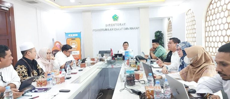 Kemenag Rancang Omnibus Law Pengelolaan Zakat untuk Penanggulangan Kemiskinan