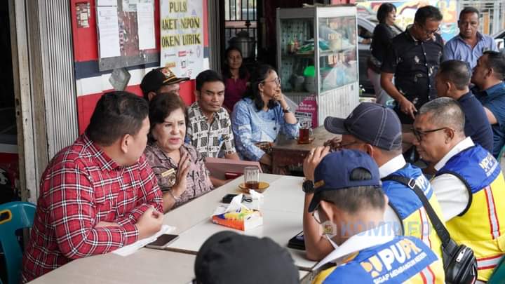 Bupati Karo Bersama Anggota DPR RI Tinjau Pengerjaan Pelebaran Jalan Tigapanah Ruas Kabanjahe-Merek