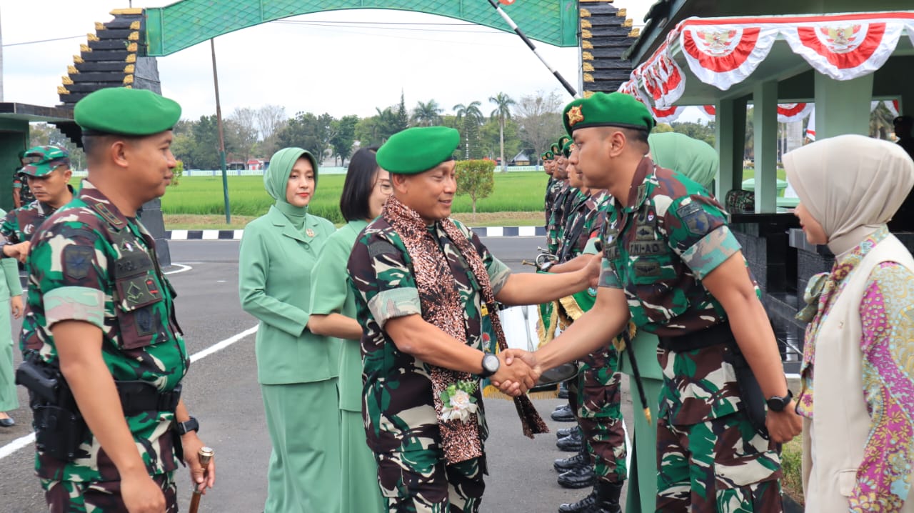 KUKER DANREM ke Batalyon Infantri 527/BY di Kabupaten Lumajang