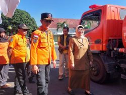 Tujuh Kecamatan meliput 18 desa,Mengalami Kekeringan ” BPBD Dropping Air Bersih di Kabupaten Lumajang