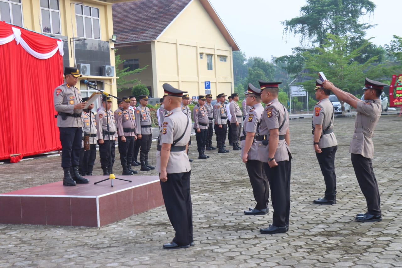 Polres PALI Melaksanakan Serah Terima Jabatan Kabag Ops dan Kasat Tahti