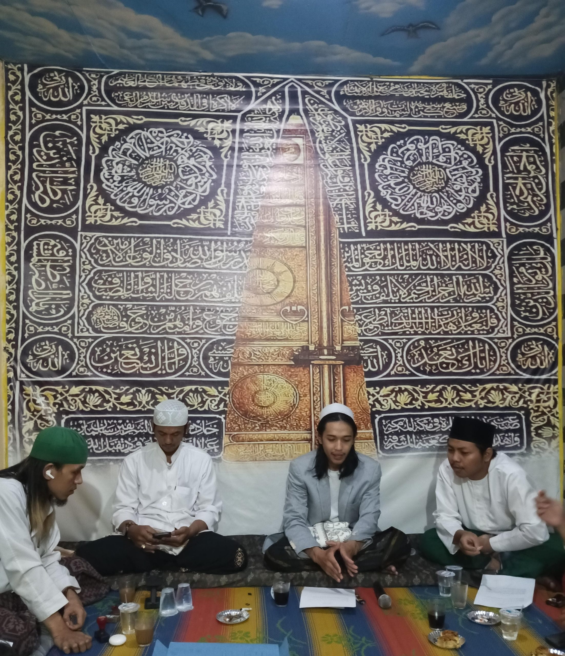 Majelis Syababul Qirtos Menggelar Acara Manaqib Akbar Bulanan setiap tanggal 10 : Memperkuat iman & islam dengan manaqib kepada Syekh Abdul Qodir Jaelani di Tengah Tantangan Keterbatasan