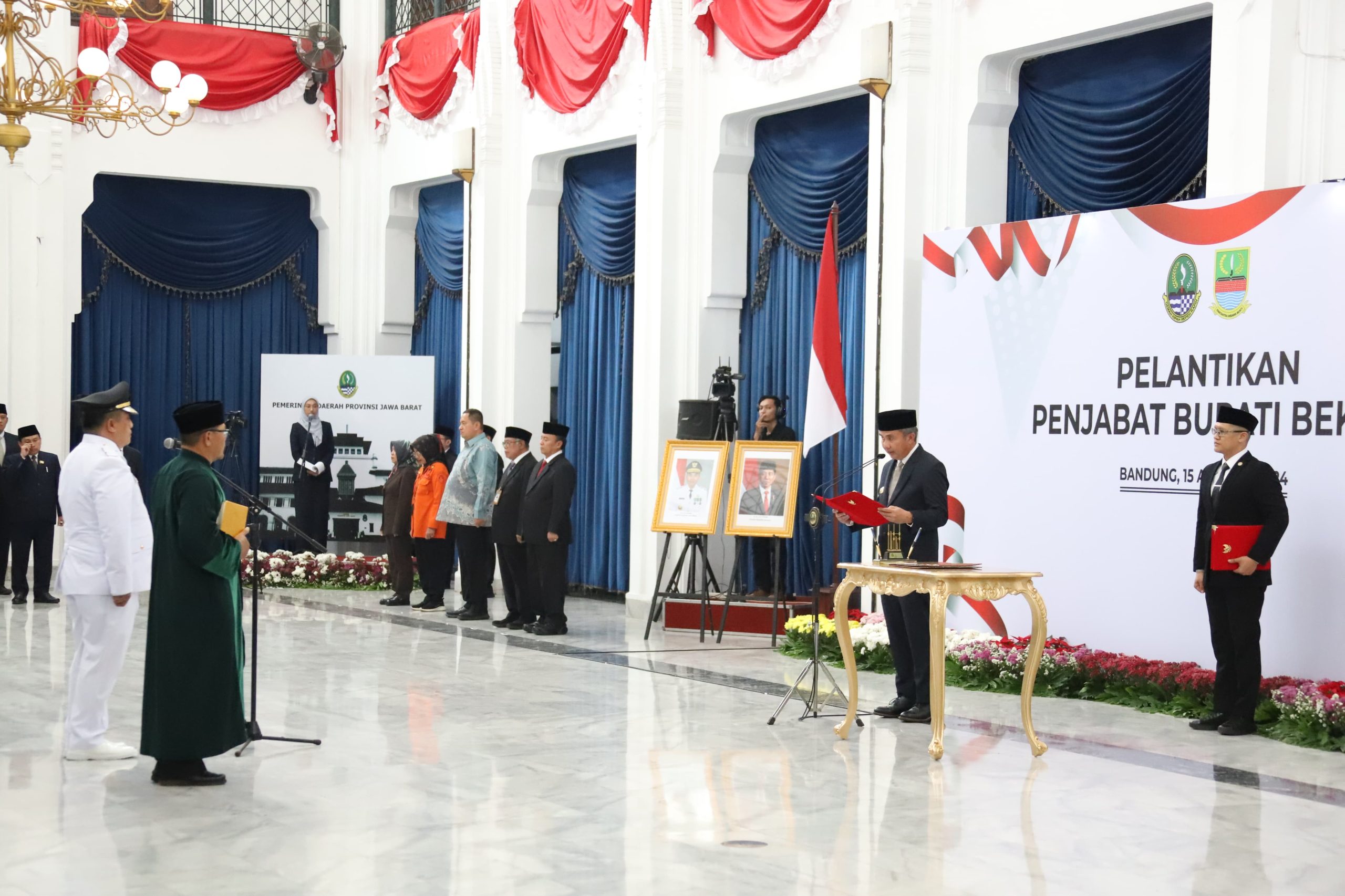 Gantikan Dani Ramdan, Pj Gubernur Jawa Barat Lantik Dedy Supriyadi sebagai Pj Bupati Bekasi