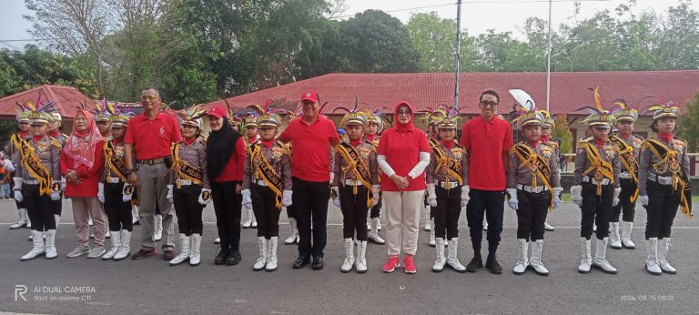 Polres PALI Menghadiri Lomba Gerak Jalan di Komperta Pendopo