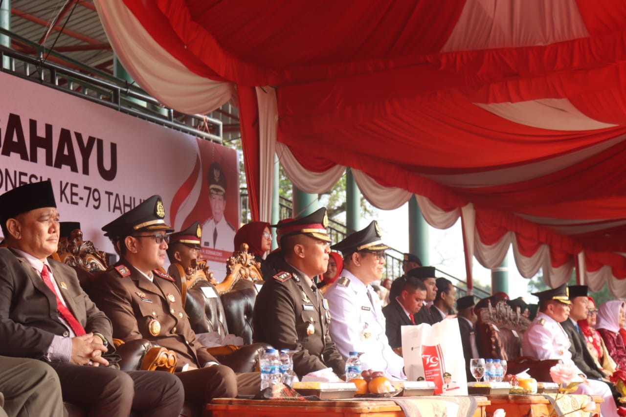 Kapolres PALI Hadiri Upacara Khidmat Peringatan HUT RI ke-79, Pukau Peserta Dengan Semangat Nasionalisme