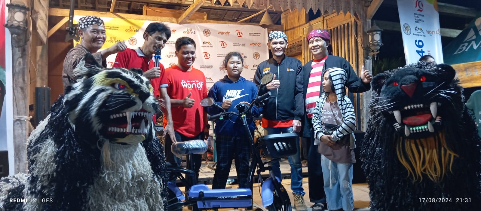 Anak Sekolah Dapat Sepeda listrik