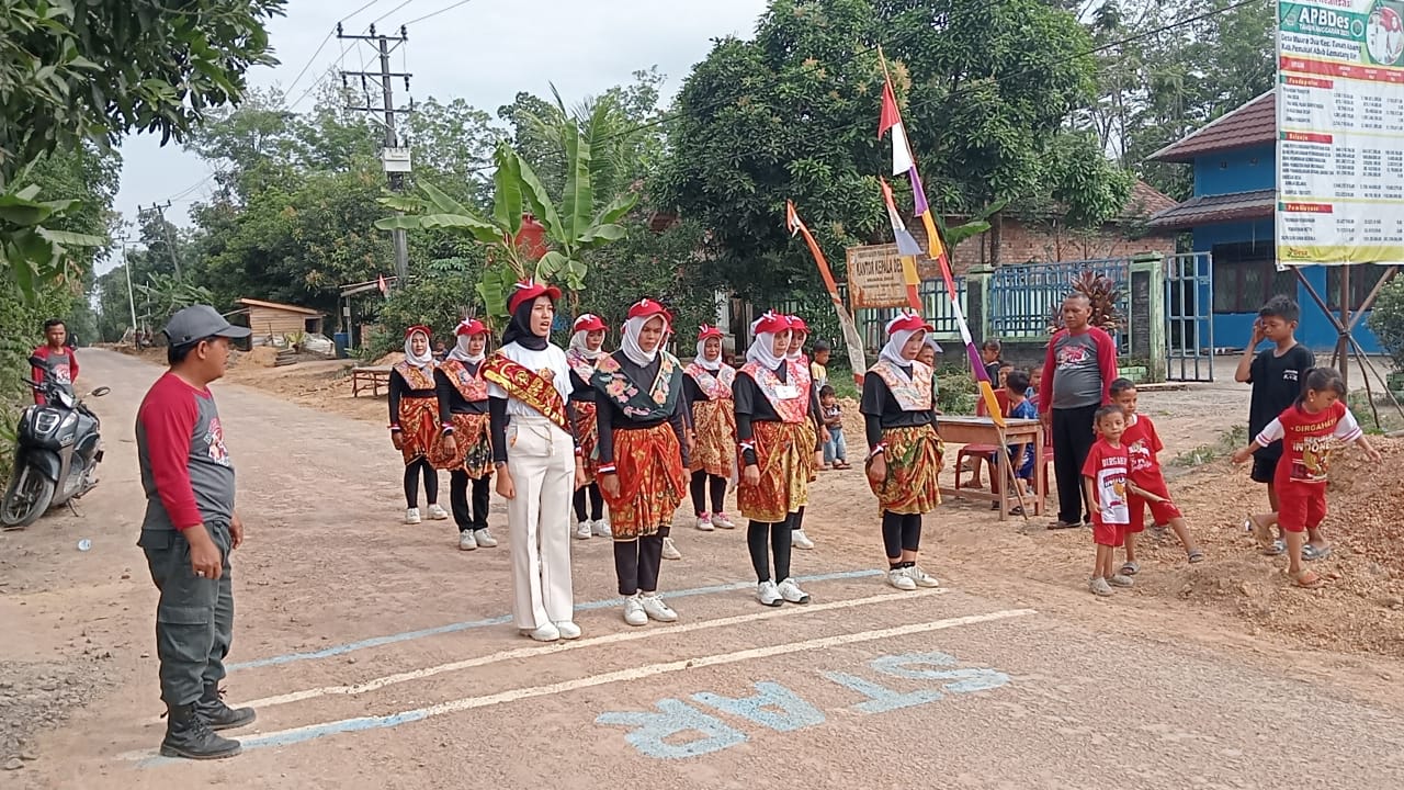 Pemerintah Desa Muara Dua Mengadakan Berbagai Macam Perlombaan Unik Dalam Rangka Memeriahkan HUT RI Ke-79