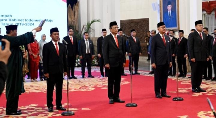 Presiden Jokowi Rombak Kabinet, Lantik Menteri Hukum dan HAM hingga Wakil Menteri Komunikasi dan Informatika