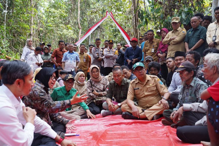 HUT RI ke 79, Kepedulian Kemensos RI Terhadap Suku Anak Dalam di Jambi