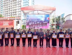 Dukung Percepatan Sertipikasi Tanah di Pulau Nusakambangan, Kementerian ATR/BPN Terima Penghargaan dari Kementerian Hukum dan HAM