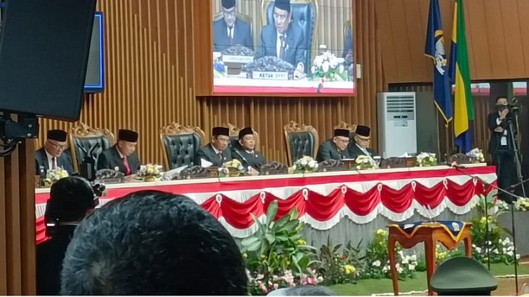 Pelantikan Anggota DPRD Kota Bandung 2024-2029: Komitmen untuk Meningkatkan Kualitas dan Kesejahteraan