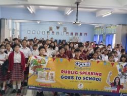 Mengasah Kemampuan Public Speaking Serta Kreativitas di SD Tarakanita 3 Bersama Priska Sahanaya dan AGATIS