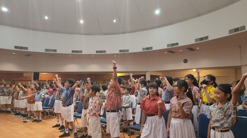 Potret antusiasme siswa siswi SD Tarakanita 2 dalam kegiatan public speaking. Sumber : dokumentasi pribadi. 