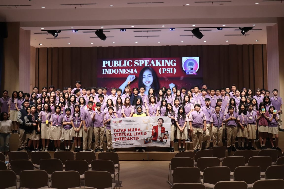 Berbagi Tips Percaya Diri Dalam Melakukan Public Speaking dengan Coach Priska Sahanaya di SD & SMP Internasional Ichthus Bersama AGATIS Dan SINOTIF