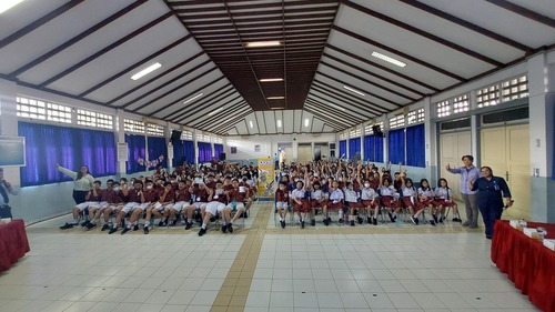 Priska Sahanaya Berbagi Semangat Public Speaking di SD Tarakanita 4: Wujudkan Mimpi Generasi Muda Bersama AGATIS