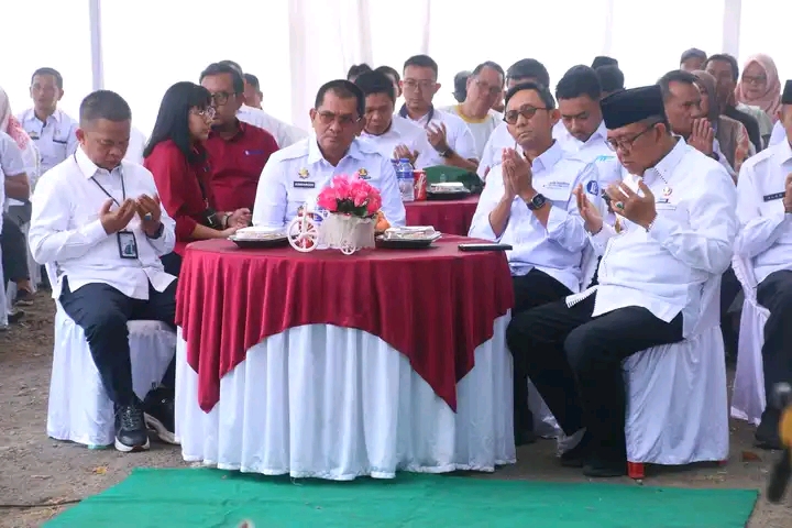 Pj Bupati Lampung Utara Hadiri High Level Meeting dan Peluncuran E - Retribusi Pasar