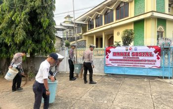 Jelang Hari Lalu Lintas Bhayangkara Ke – 69, Satlantas  Polres lampung utara  Gelar Bhakti Sosial Bersihkan Tempat Ibadah