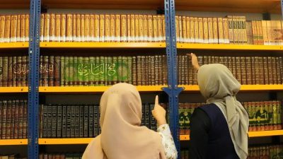 Hijab di Dunia Kerja: Hak Asasi yang Dilindungi Undang-Undang