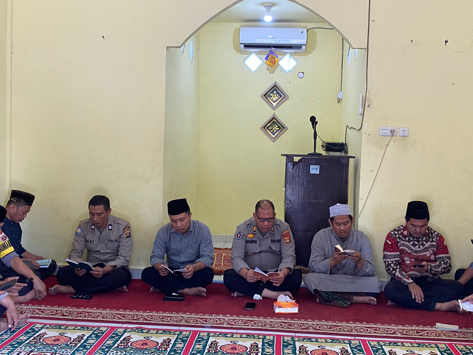 Polsek Penukal Abab Menggelar kegiatan Yasinan dan Tolak Balak